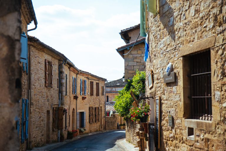 Puycelci CASSIAU Gregory - Que visiter autour d'Albi - Les Suites de la Cathédrale Que visiter autour d'Albi
